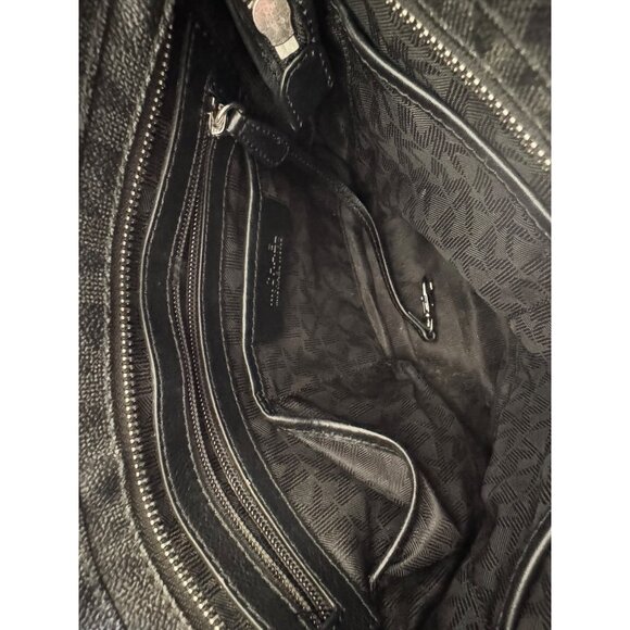 Michael Kors Black Monogram Print Crossbody Bag Adjustable Strap Zipper Closures - Picture 6 of 9
